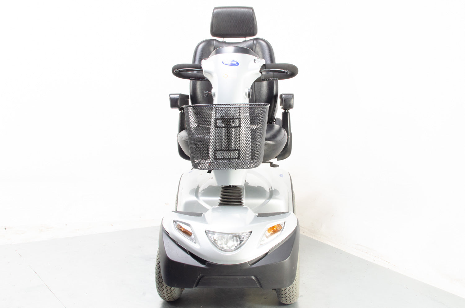 2013 Invacare Comet 8mph Large Size Comfort Mobility Scooter in Silver