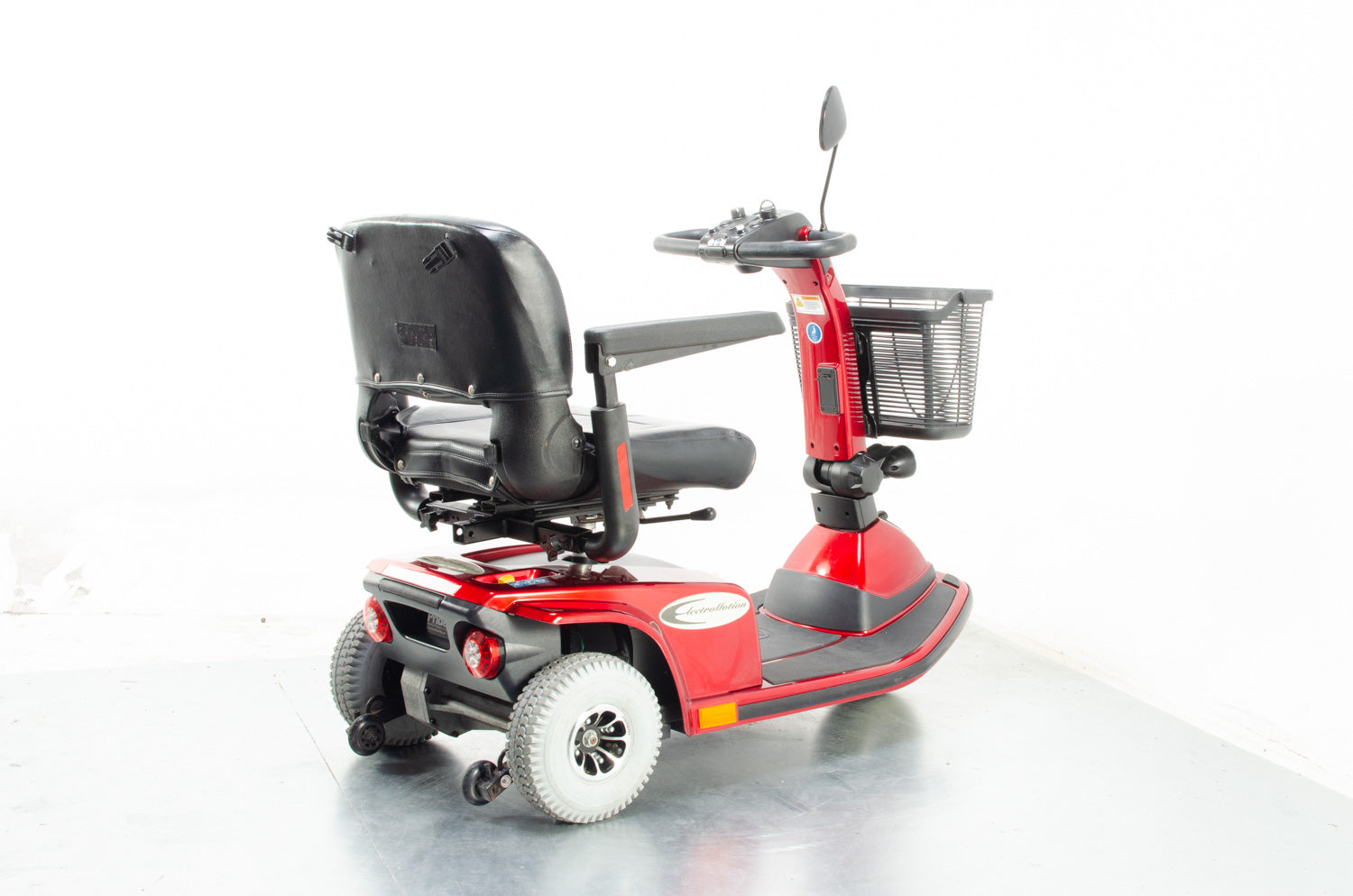 2016 Electromotion Super Glide 4mph Mid Size 3 Wheel Trike Mobility Scooter in Red