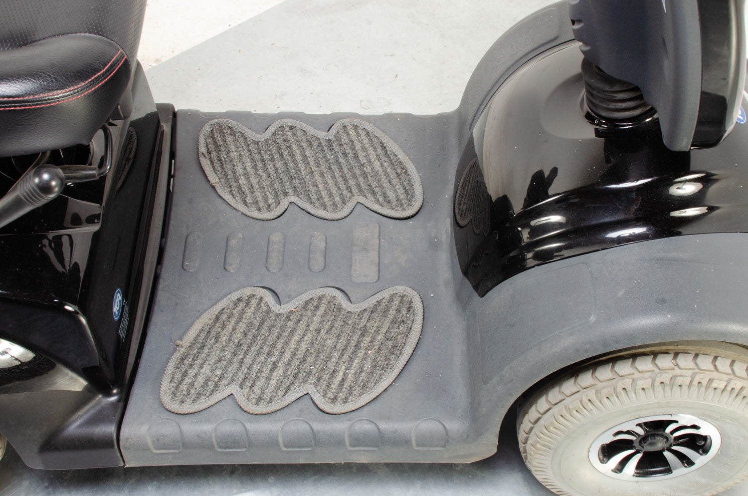 2015 TGA Mystere in Black - 8mph - Batteries 35ah or 50ah