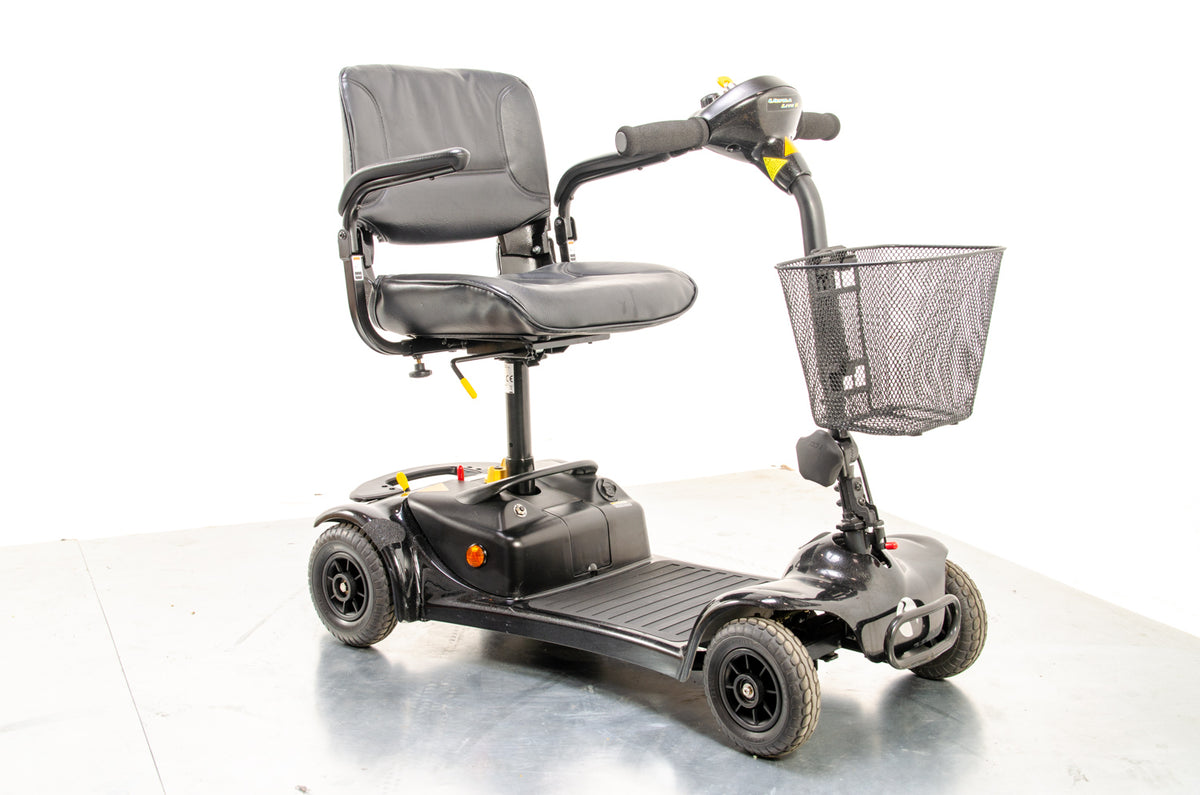 2018 Rascal Ultralite 480 4mph Transportable Electric Mobility Boot Scooter Black Main image