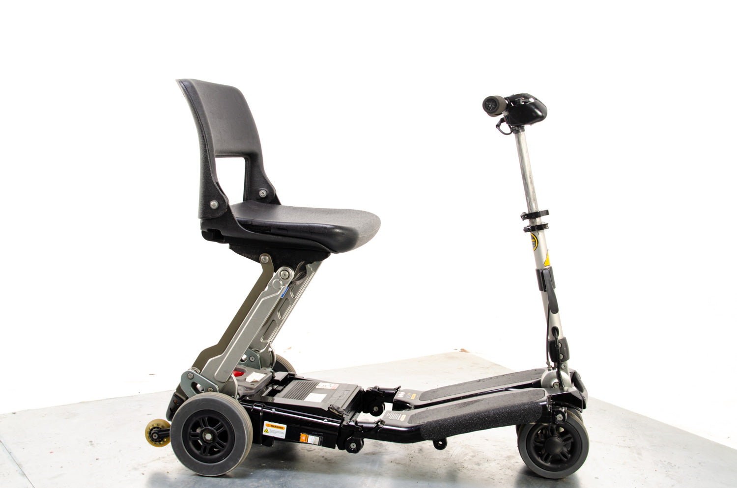 2015 Freerider Luggie Used Mobility Scooter Foilding Transportable Lightweight Lithium Travel Secondary image