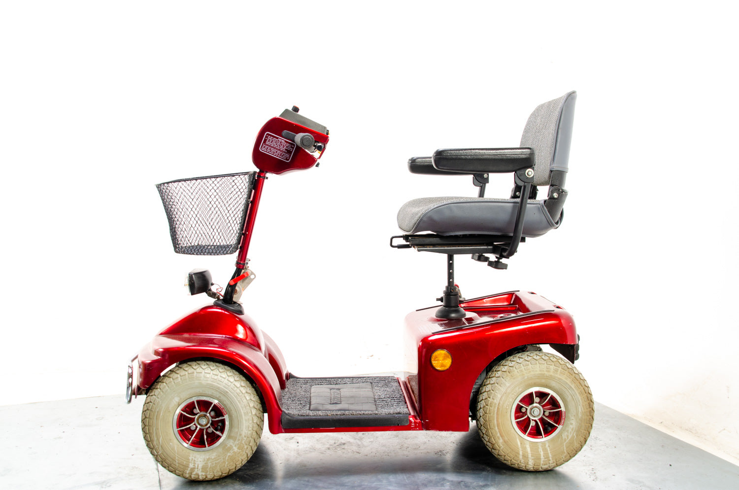 Shoprider 889 Used Mobility Scooter Midsize 4mph Pavement Red Roma Medical