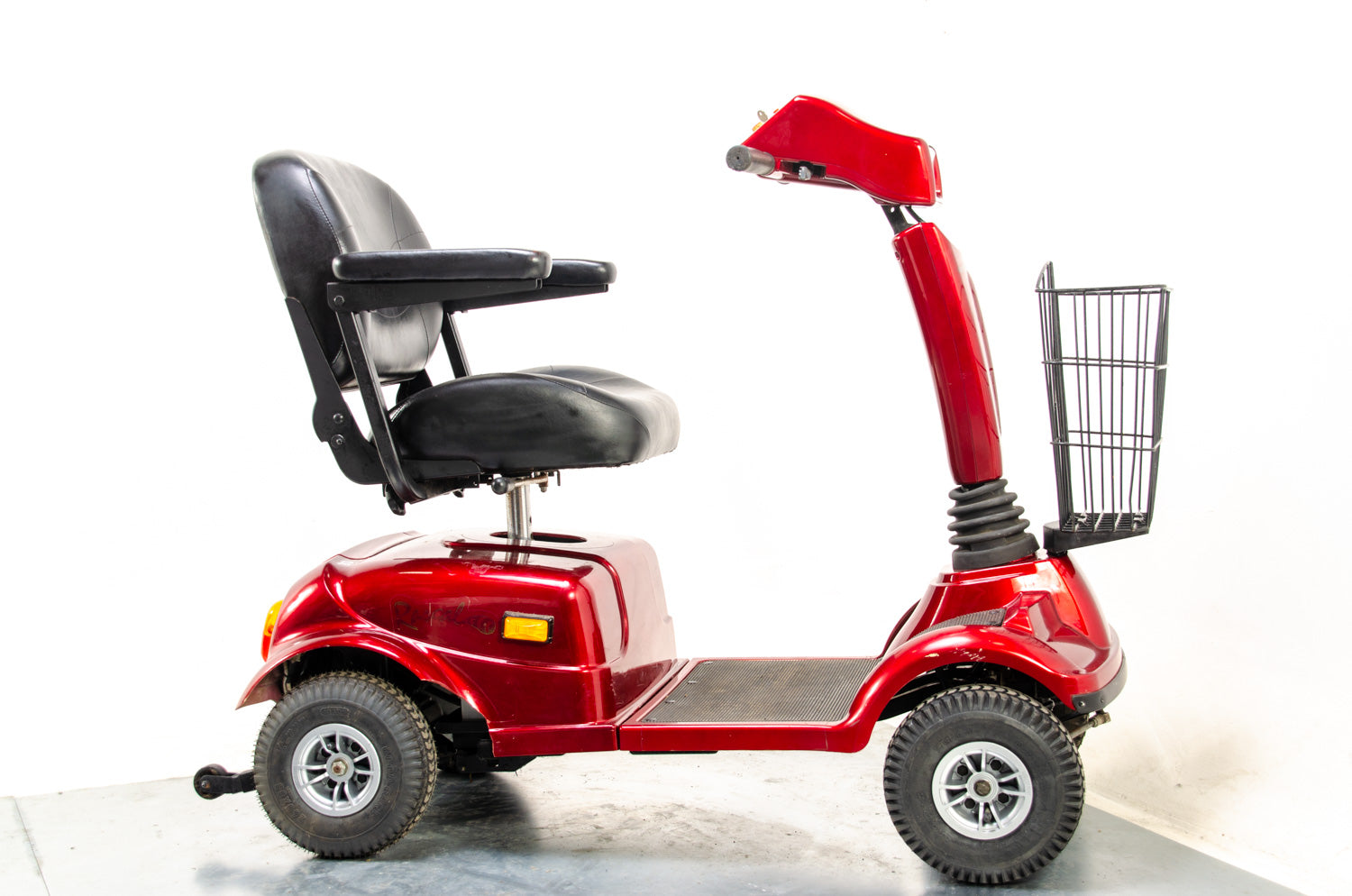 2006 Electric Mobility Rascal 302LE 6mph Used Mobility Scooter Road Pavement Red Secondary image