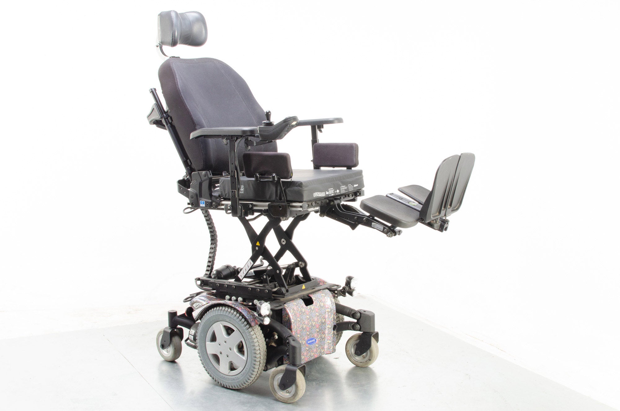 2016 Invacare TDX SP2 Wheelchair Powerchair 8mph Electric Riser Tilt Recline Leg RaiserMobility Secondary image