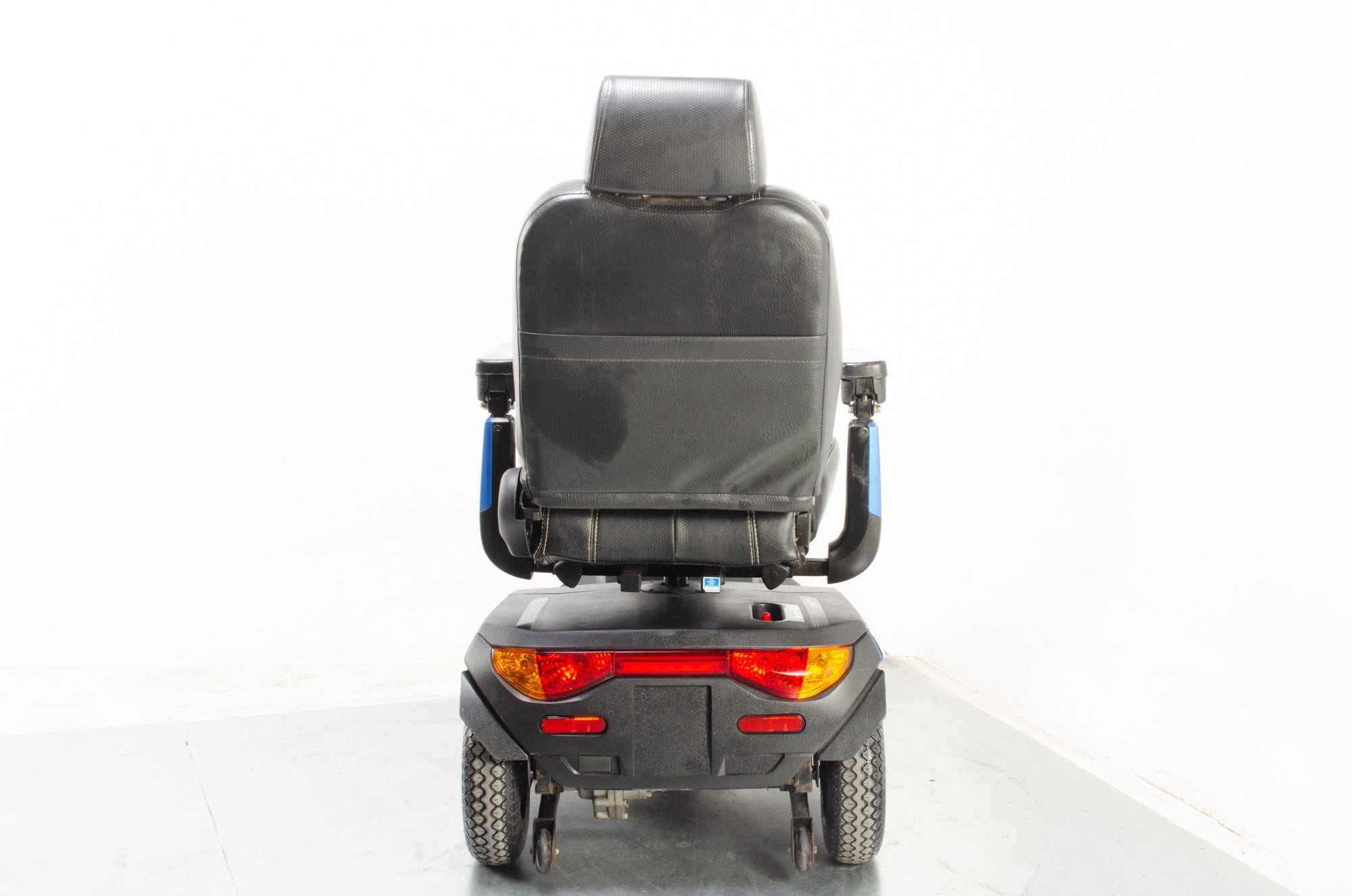 Invacare Orion Metro 8mph Used Electric Mobility Scooter Trike 3-Wheel Suspension Road