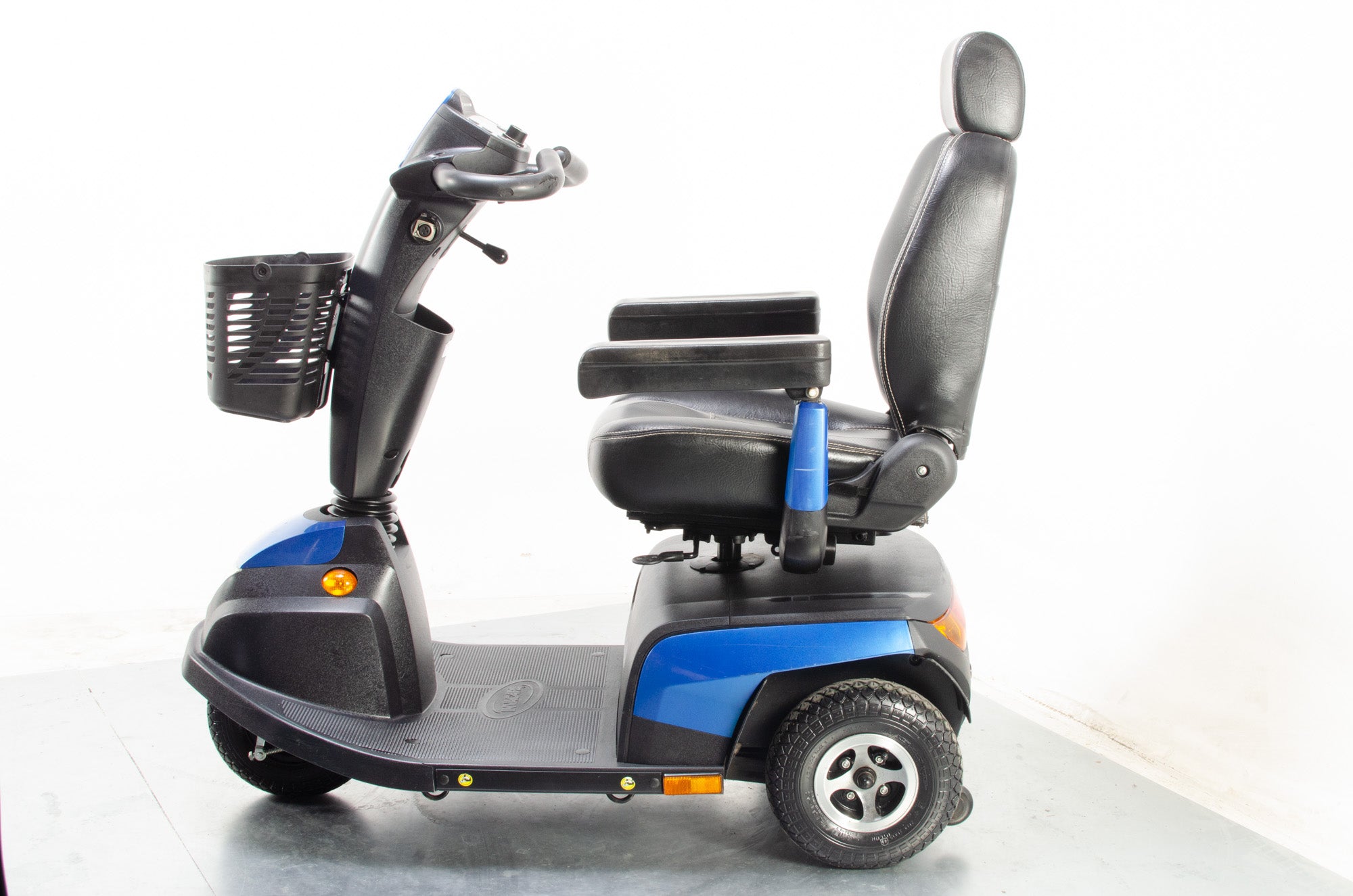 Invacare Orion Metro 8mph Used Electric Mobility Scooter Trike 3-Wheel Suspension Road