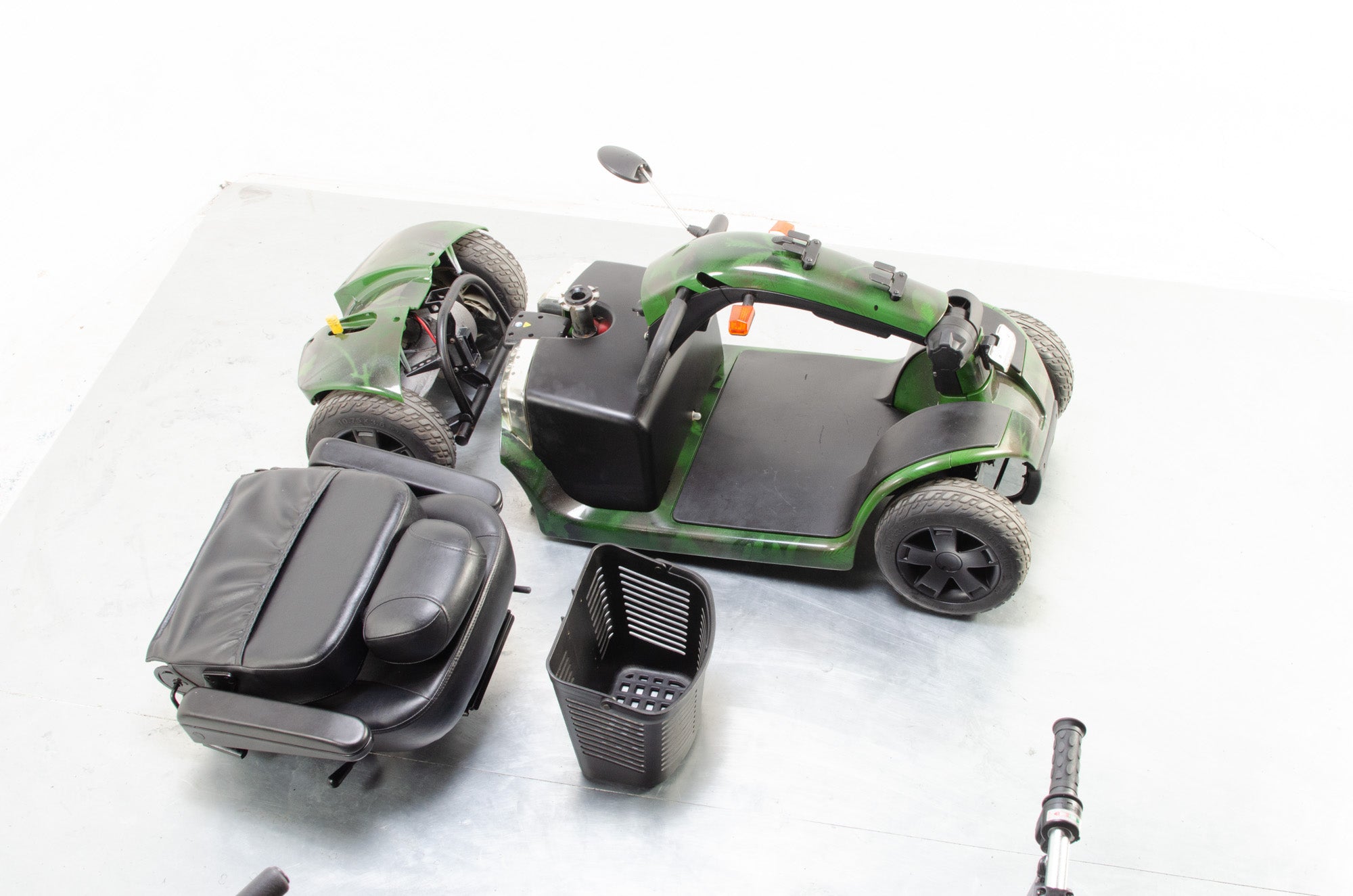 Pride Colt Plus Used Mobility Scooter Midsize Pavement Transportable 25 Stone Folding Secondary image