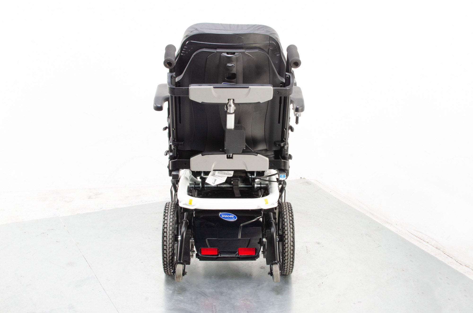 Invacare Bora Spectra XTR3 Electric Wheelchair Powerchair Tilt Recline LiNX All-Terrain Outdoor Secondary image