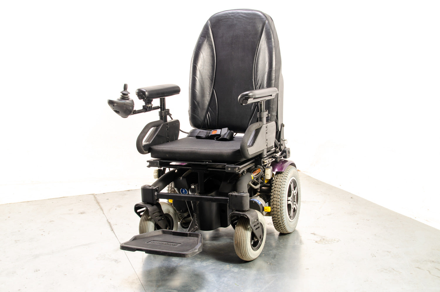 2014 Pride Quantum Athena 6mph Used Electric Wheelchair Powerchair RWD