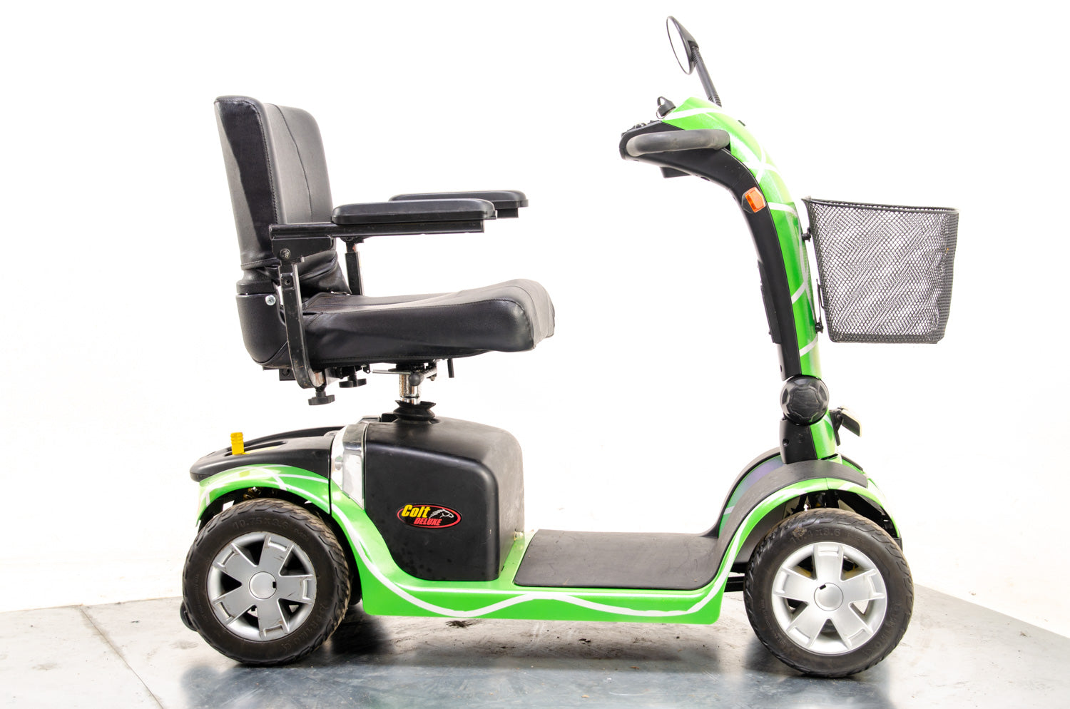 2018 Pride Colt Deluxe Electric Mobility Scooter 6mph Transportable Green Secondary image