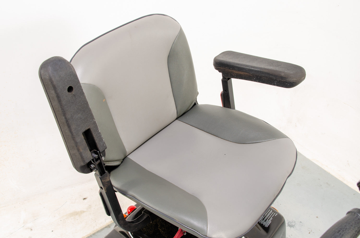 Rascal 388XL All-Terrain Used Electric Mobility Scooter 6mph Road Pave ...