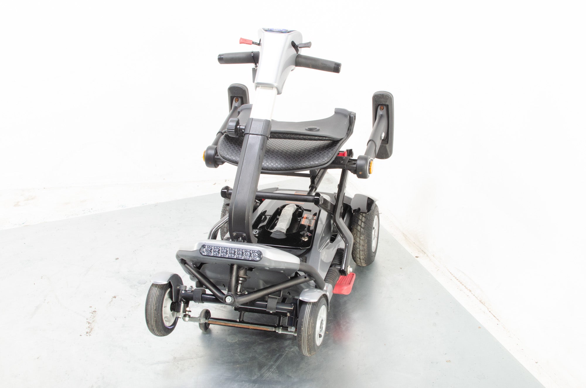 TGA Minimo Autofold Electric Mobility Scooter Small Auto-Folding Lightweight