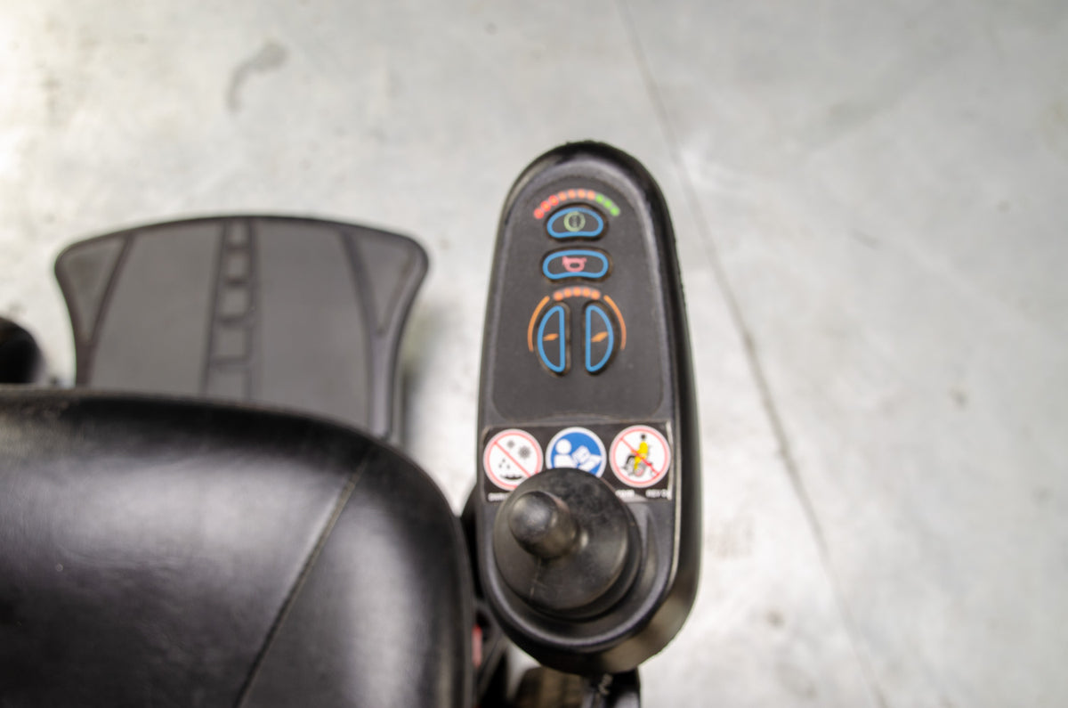 Pride Jazzy J600ES Used Electric Wheelchair Powerchair Indoor Outdoor Suspension Red 13781