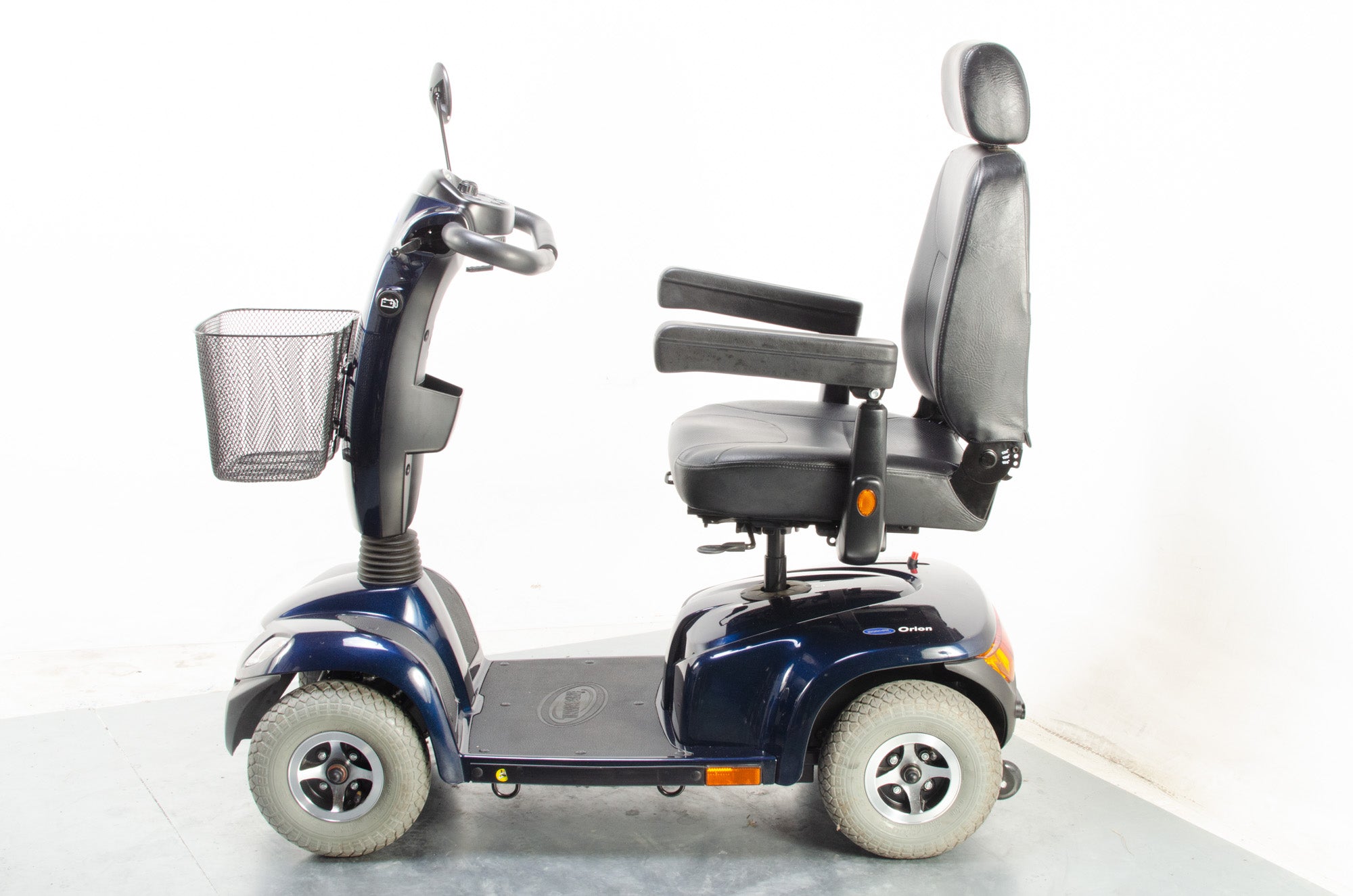 2011 Invacare Orion Electric Mobility Scooter 8mph Mid Size Blue