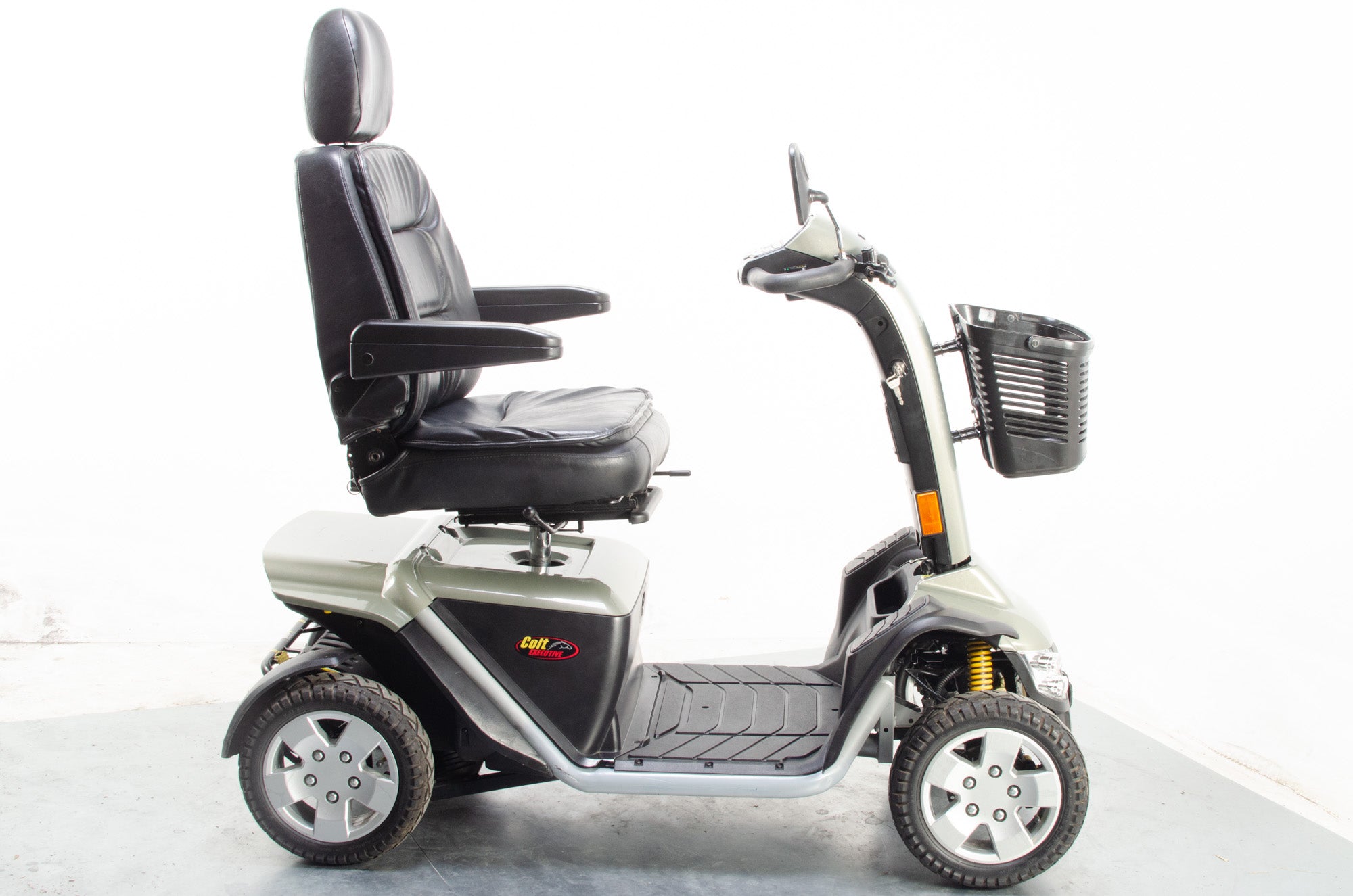 Pride Colt Executive Electric Mobility Scooter Used 8mph All-Terrain Off-Road Pneumatic Suspension