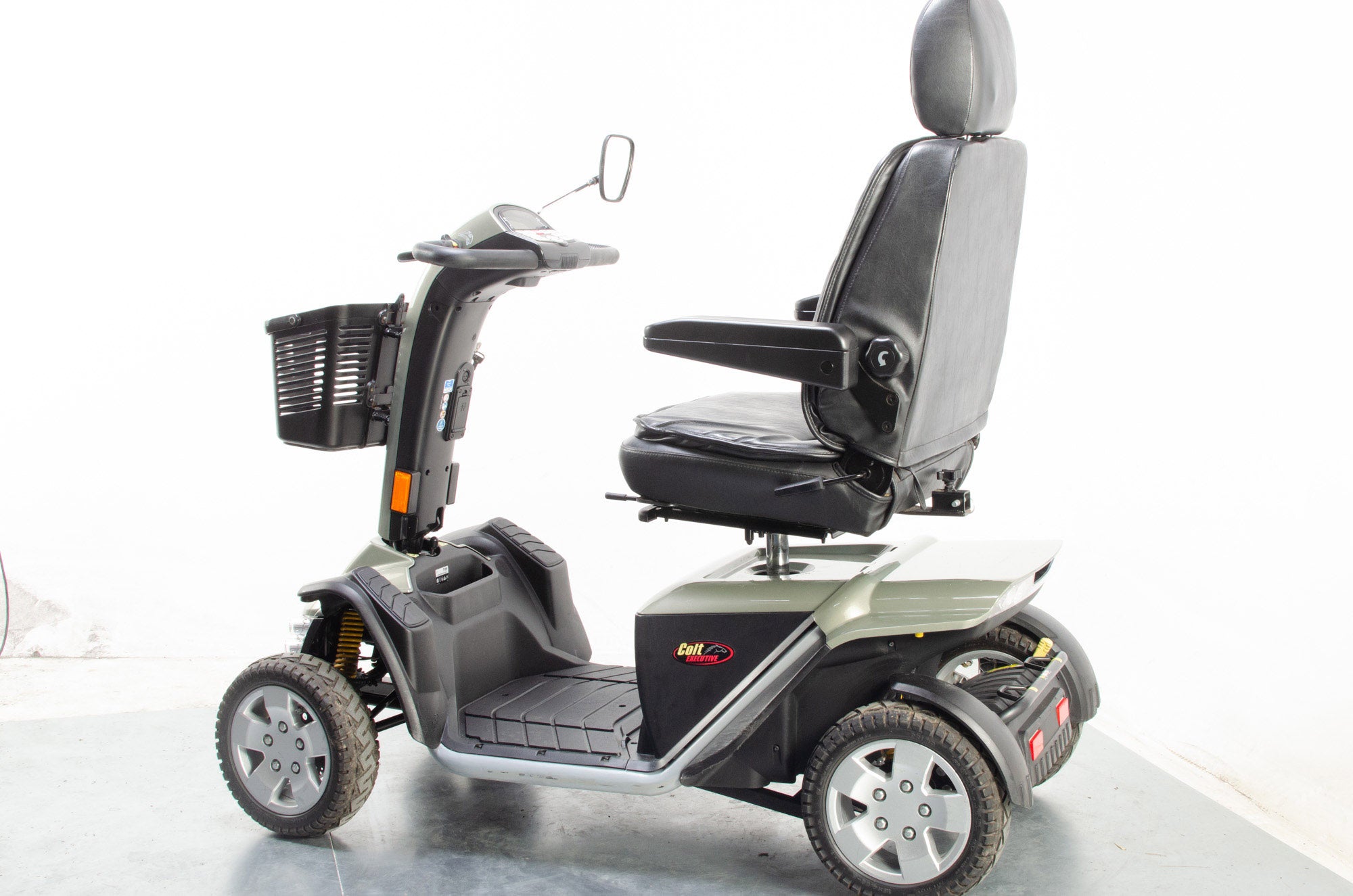 Pride Colt Executive Electric Mobility Scooter Used 8mph All-Terrain Off-Road Pneumatic Suspension