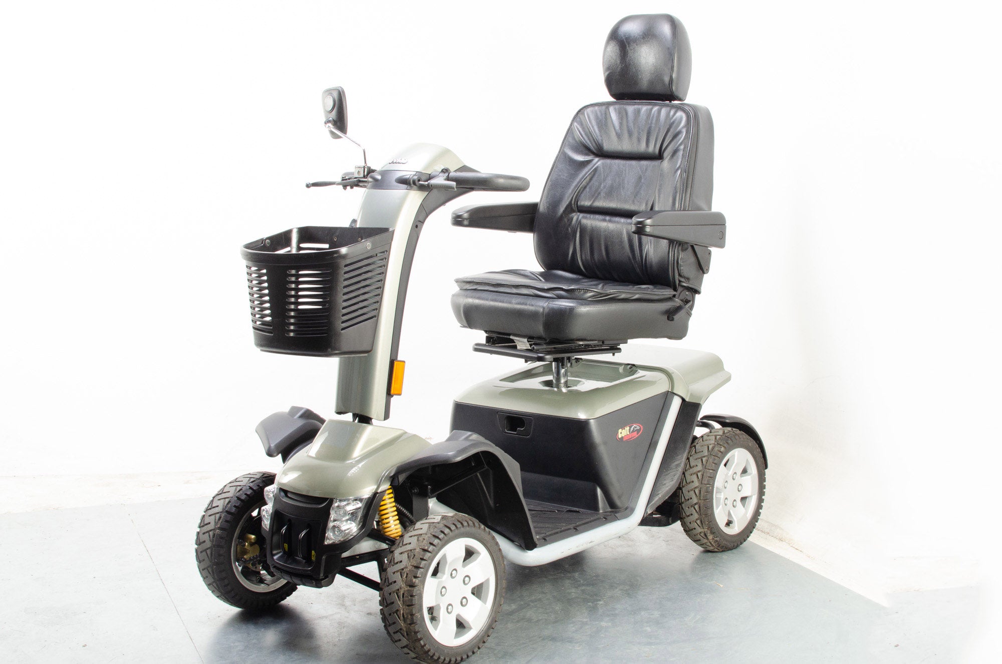 Pride Colt Executive Electric Mobility Scooter Used 8mph All-Terrain Off-Road Pneumatic Suspension