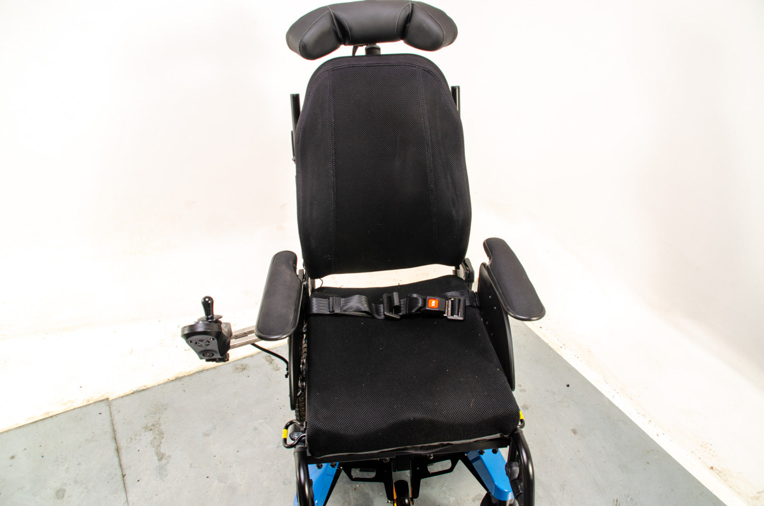 2021 Invacare Aviva RX40 Powerchair with Lift and Raiser 8mph Secondary image