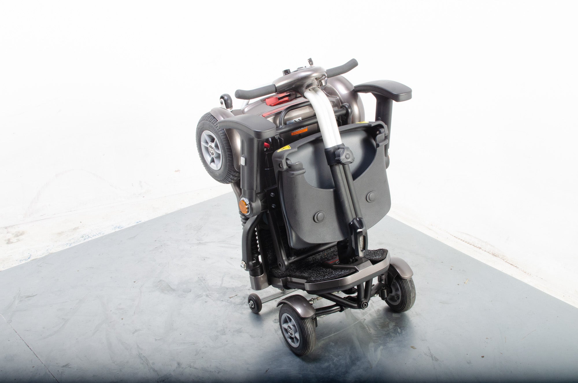 TGA Minimo Plus 4 Compact Folding Travel Electric Mobility Scooter 4mph Bronze Secondary image