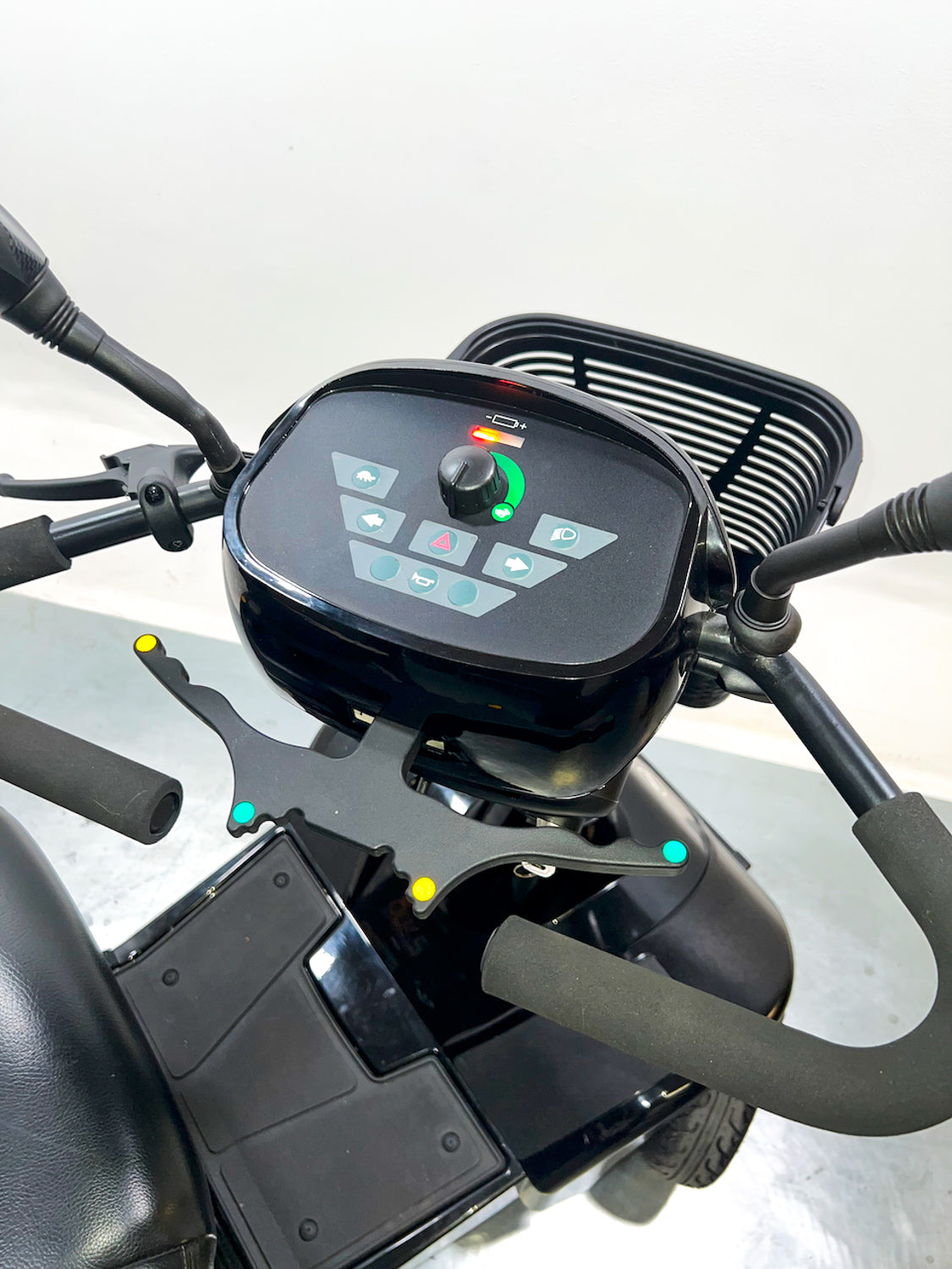 Sunrise Medical Sterling S700 Used 8mph Mobility Scooter Black Secondary image