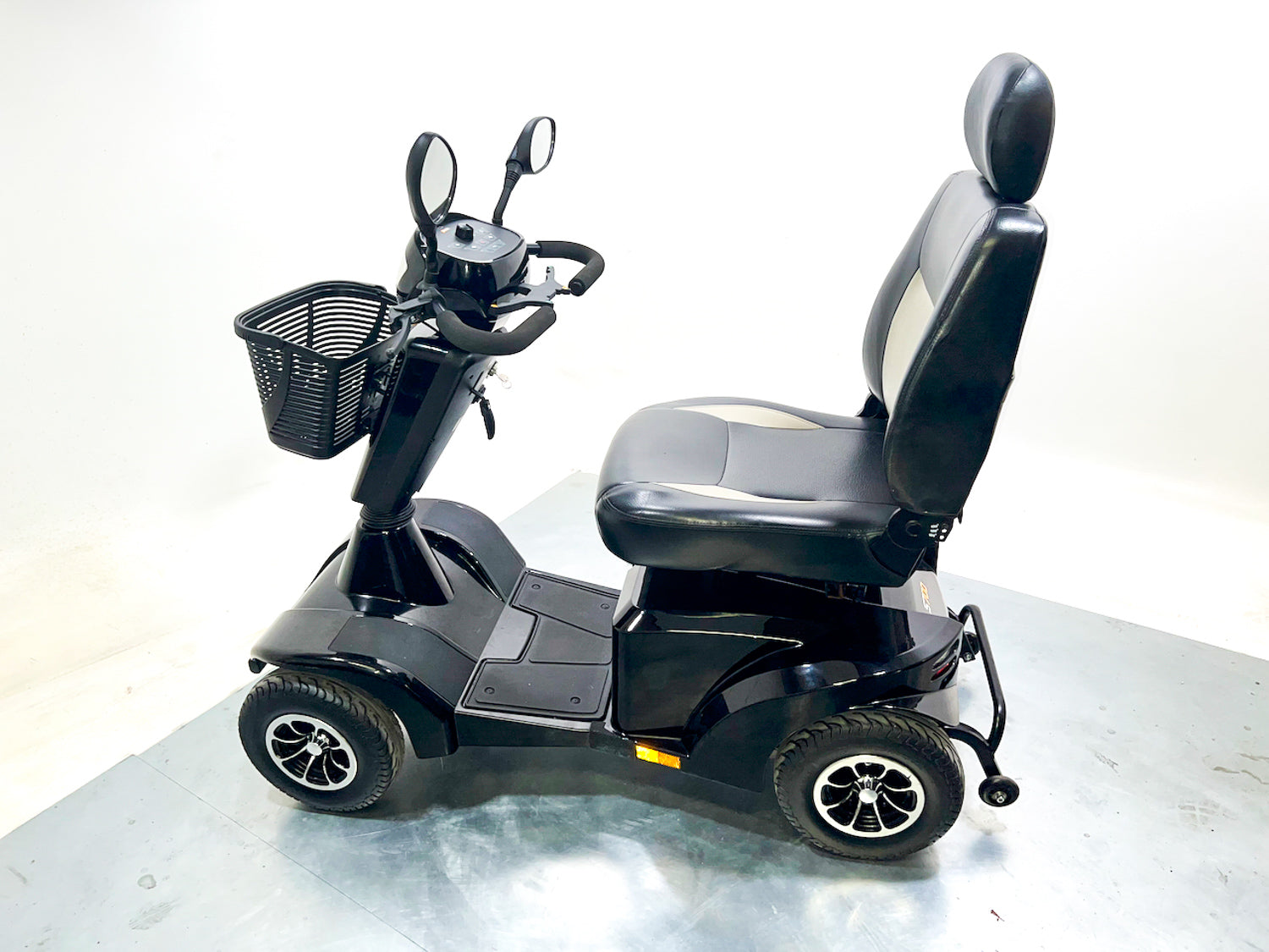 Sunrise Medical Sterling S700 Used 8mph Mobility Scooter Black