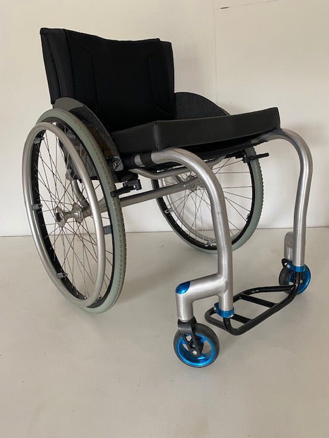 RGK Tiger TGA724-R user weight 125kg (19.68 Stone) 25inch wheels Main image
