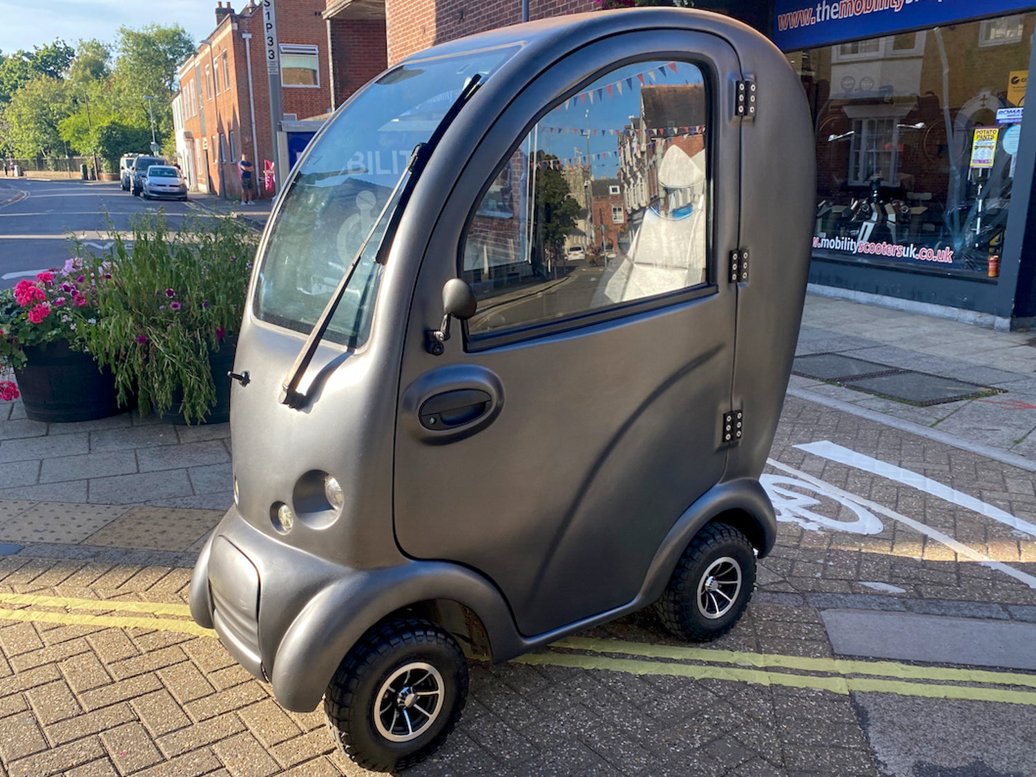 2017 Scooterpac Cabin Car MK2 8mph Class 3 Covered Mobility Scooter Grey Road Legal