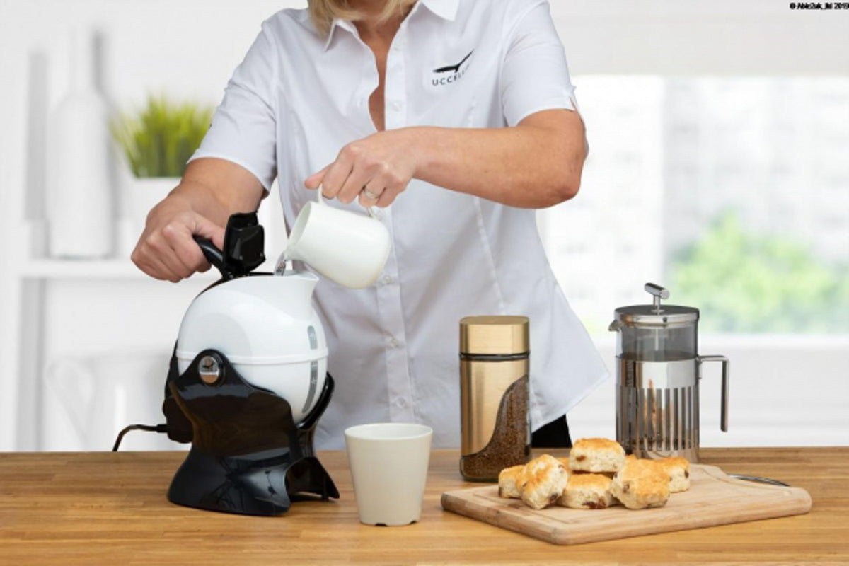 Uccello Kettle – Effortless Pouring. Ergonomic Disability Tipping Aid