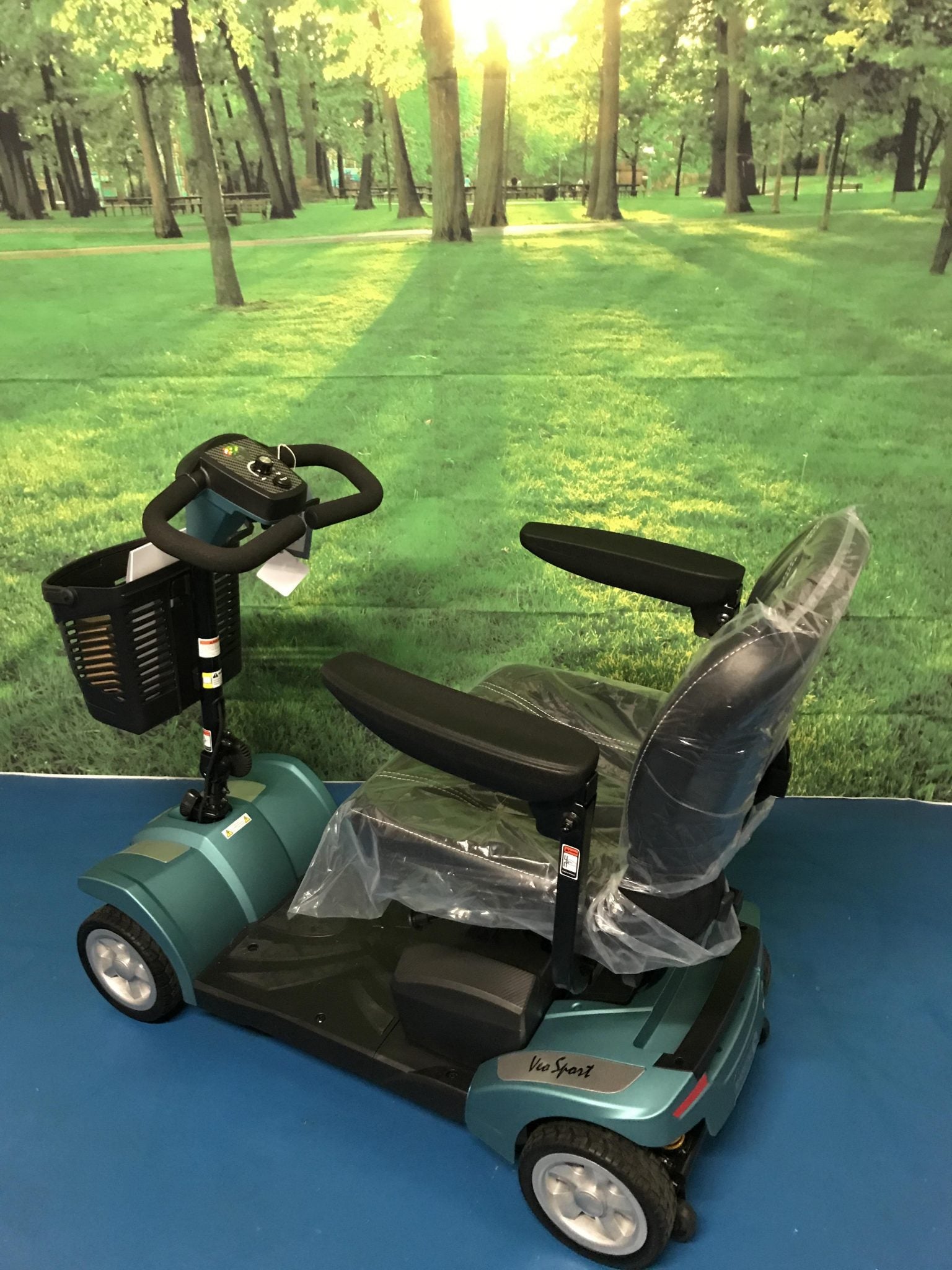 Motorized Rascal Cart New Rascal Veo Sport from Electric Mobility 4mph Transportable Mobilit ...