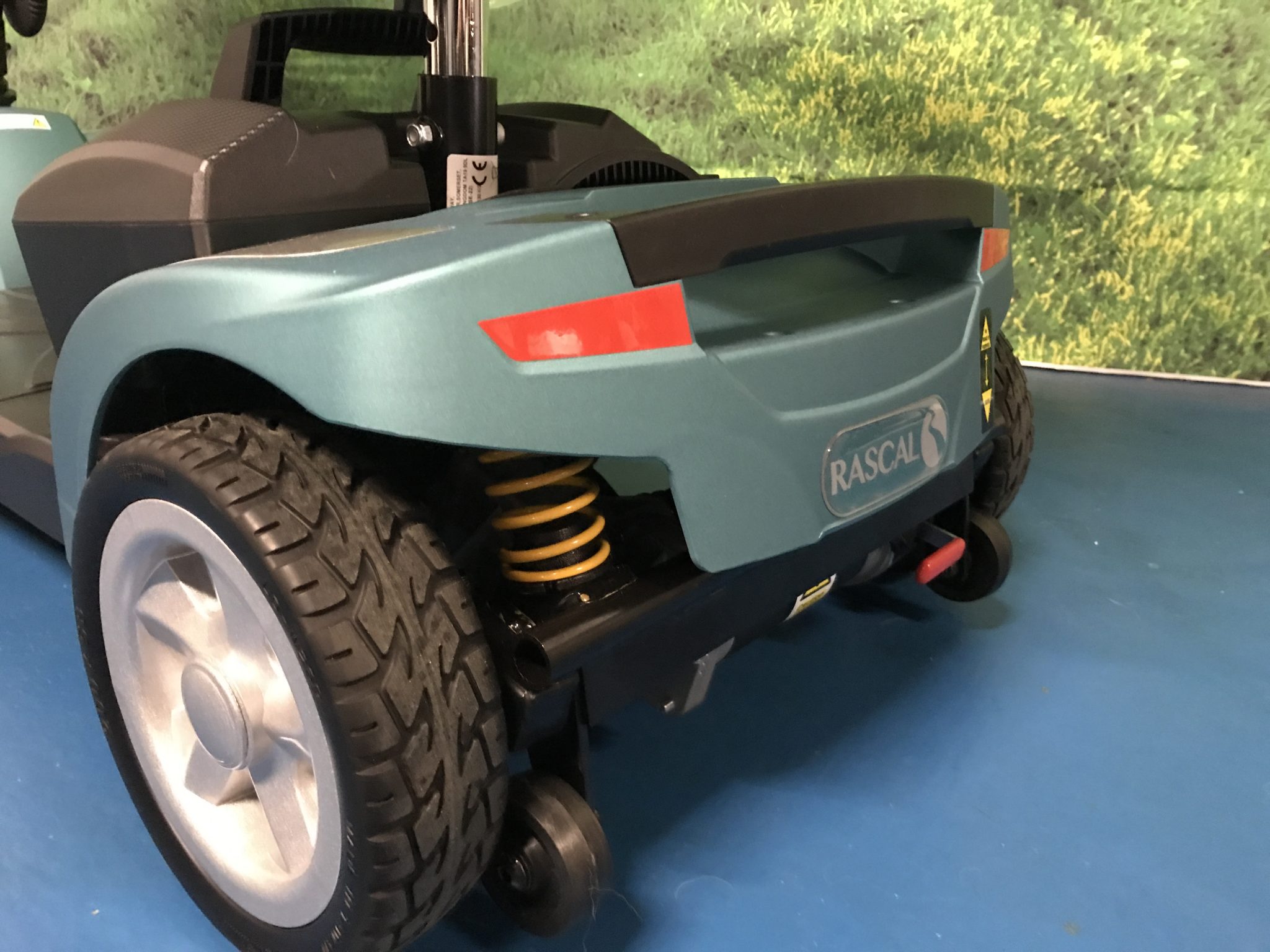 Motorized Rascal Cart New Rascal Veo Sport from Electric Mobility 4mph Transportable Mobilit ...