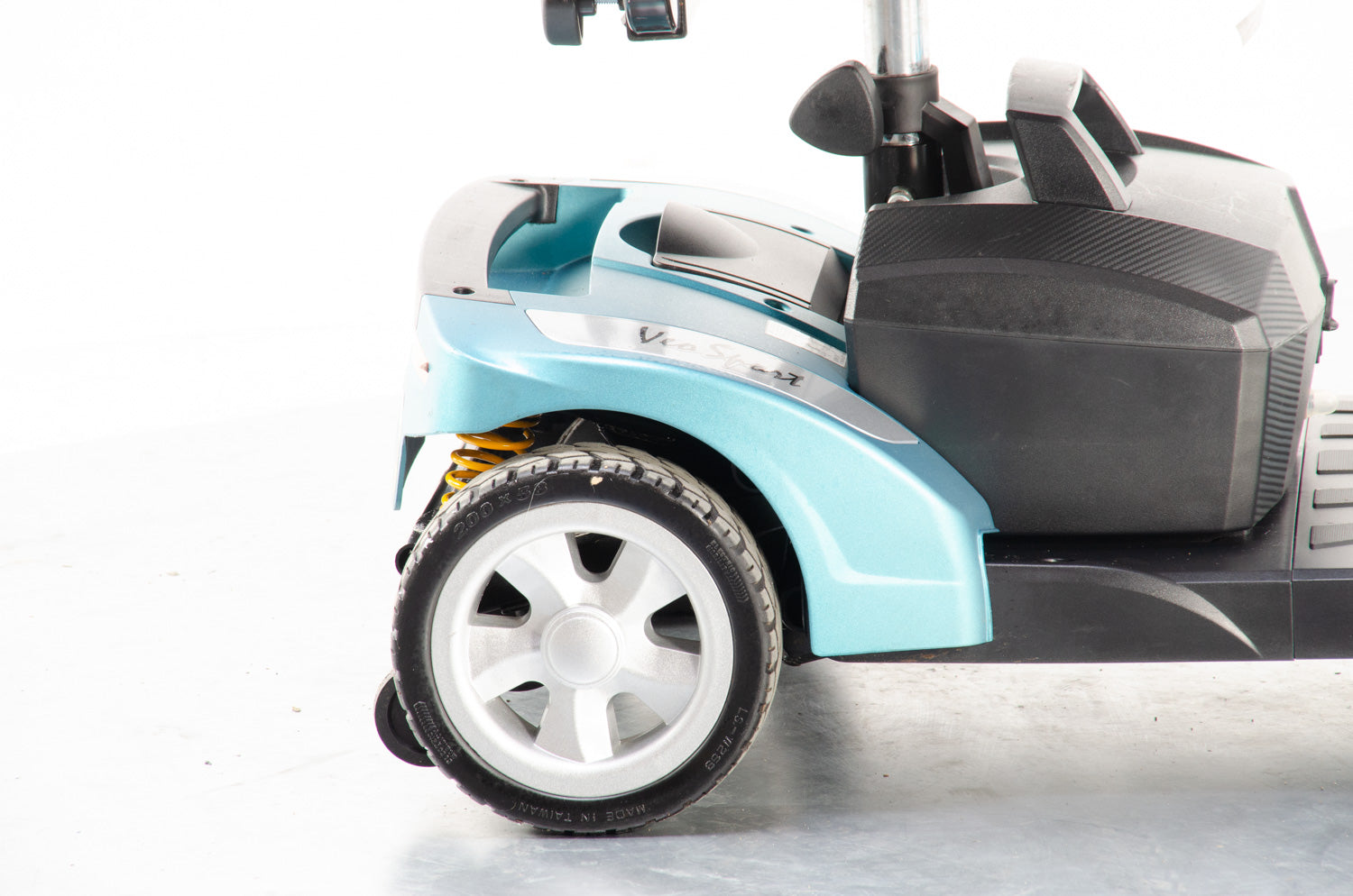 2019 Rascal Veo Sport 4mph Transportable Electric Mobility Boot Scooter with Suspension in Aquamarine