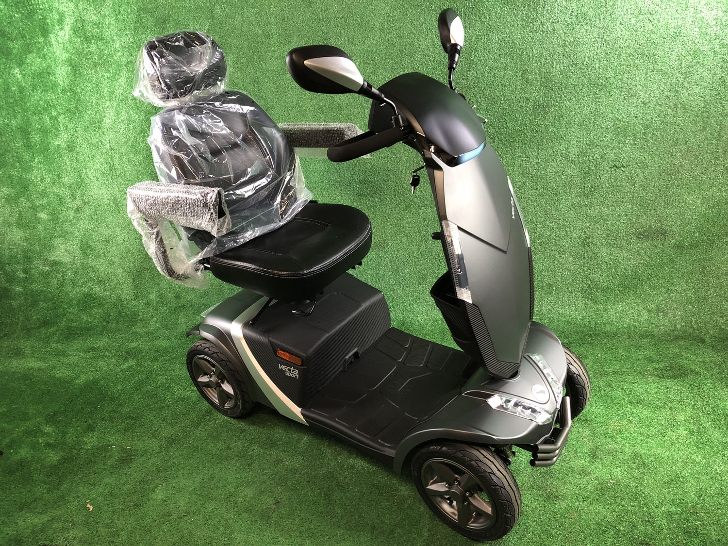 New Rascal Vecta Sport from Electric Mobility 8mph Mid Size Mobility Scooter