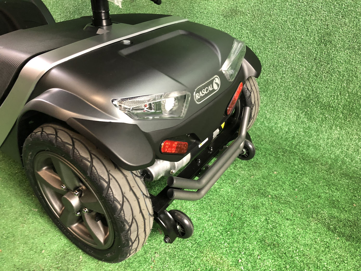 New Rascal Vecta Sport from Electric Mobility 8mph Mid Size Mobility Scooter