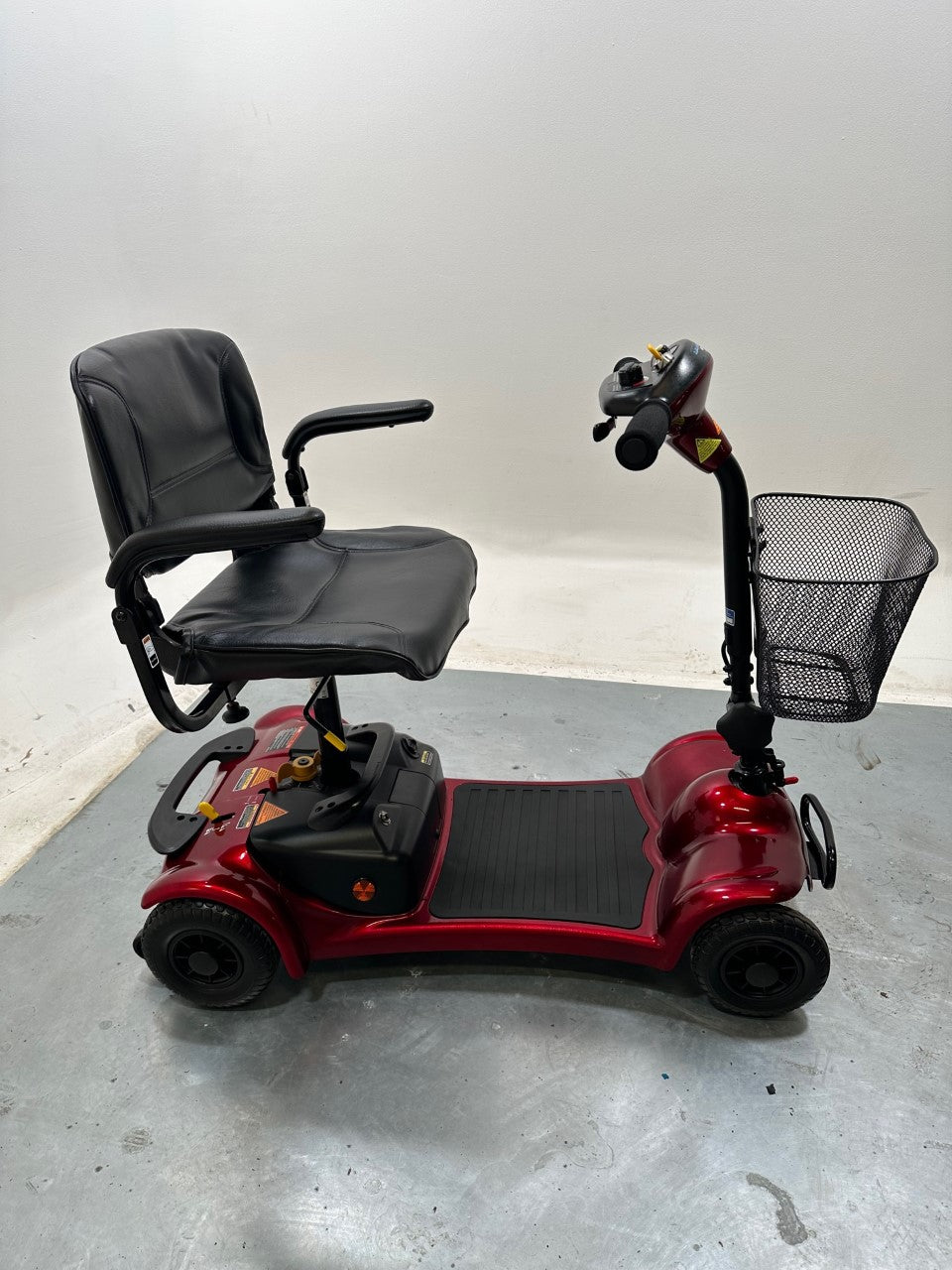2021 Rascal Ultralite 480 Boot Scooter 12ah or 14ah batteries 8-12mile range Secondary image